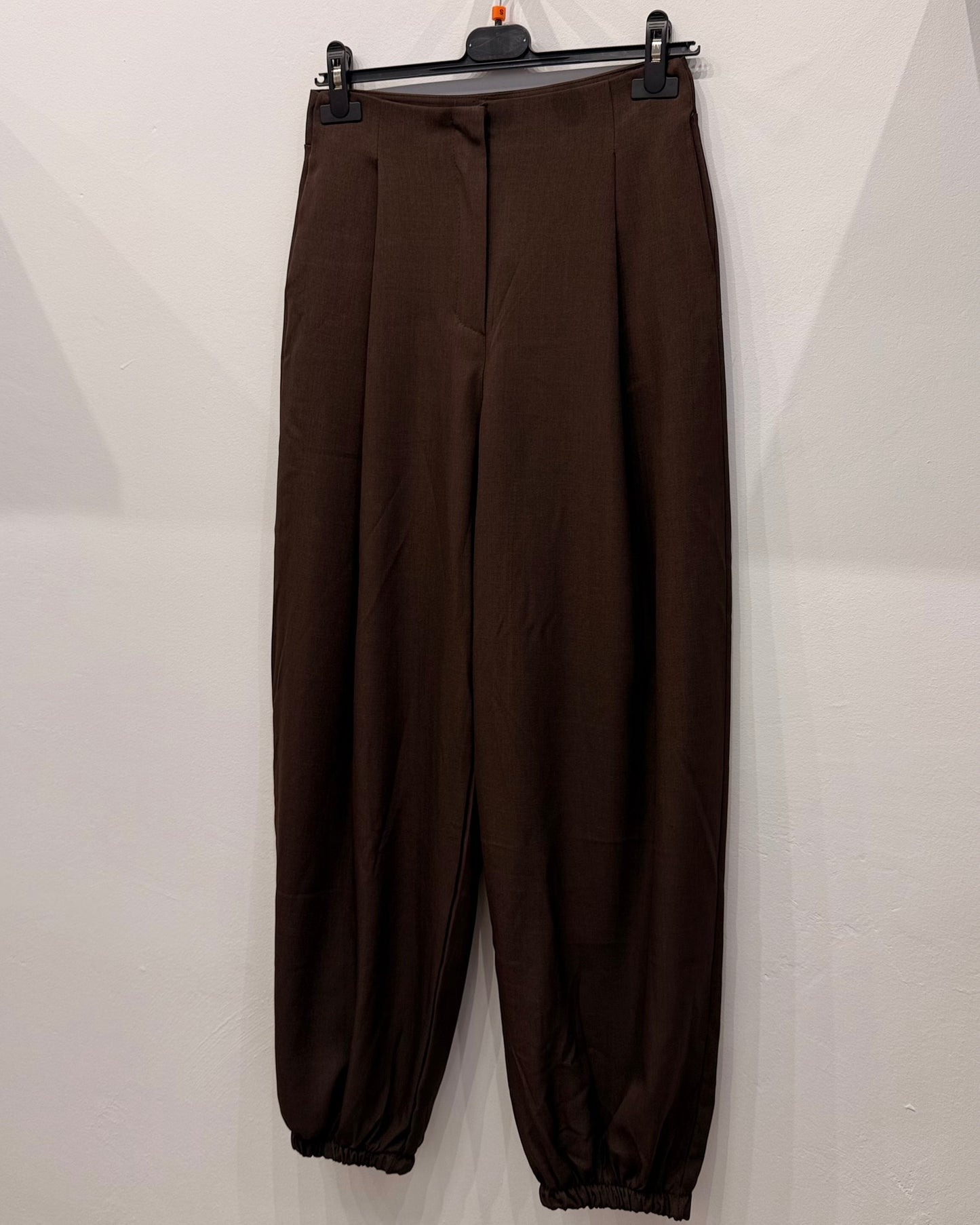 Pantalón globo marrón