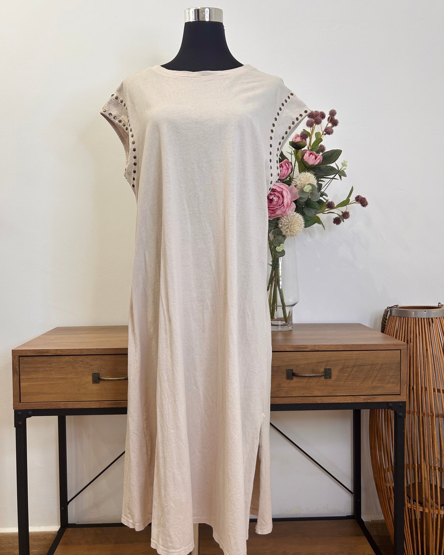 Vestido tacha manga