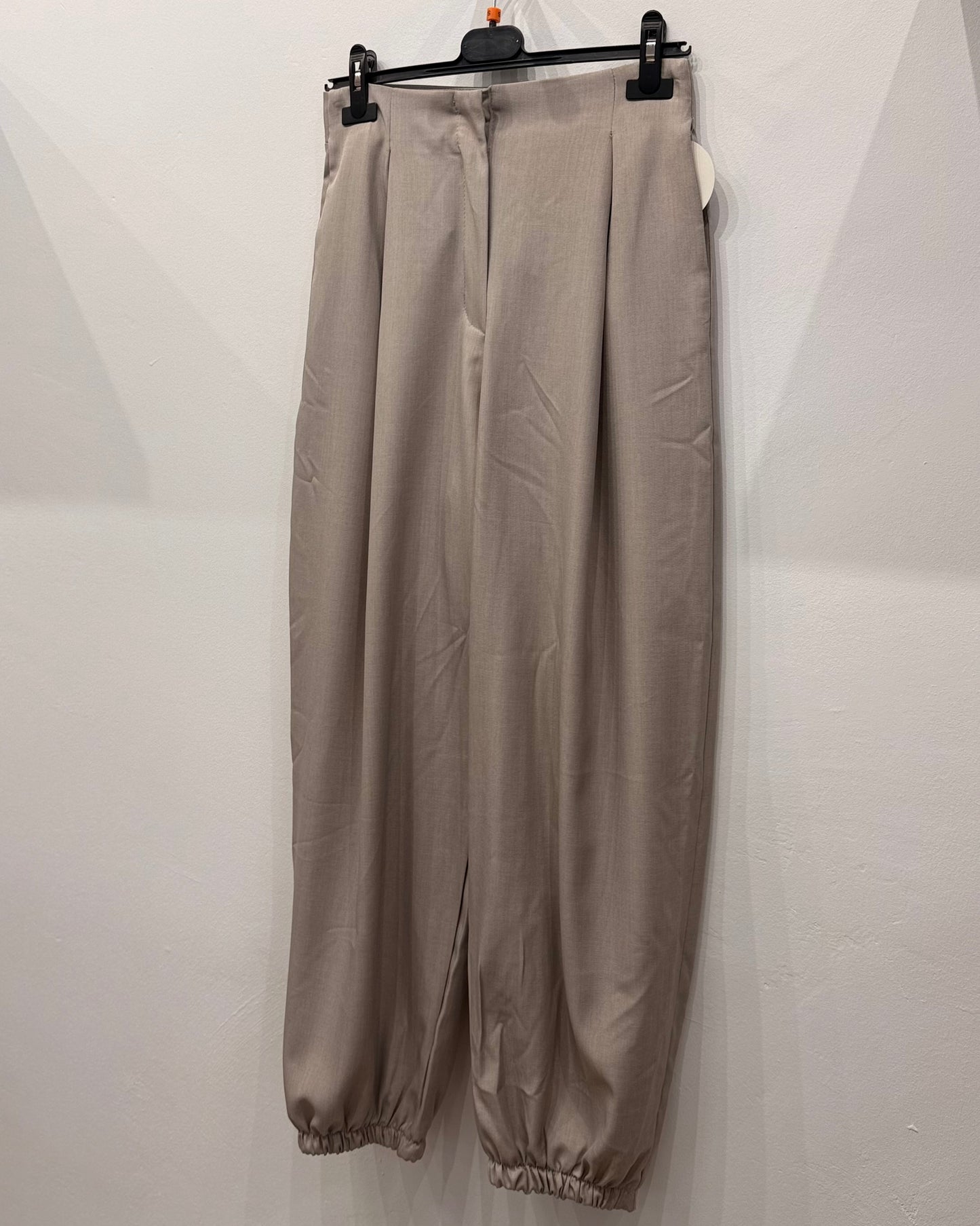 Pantalón globo beige