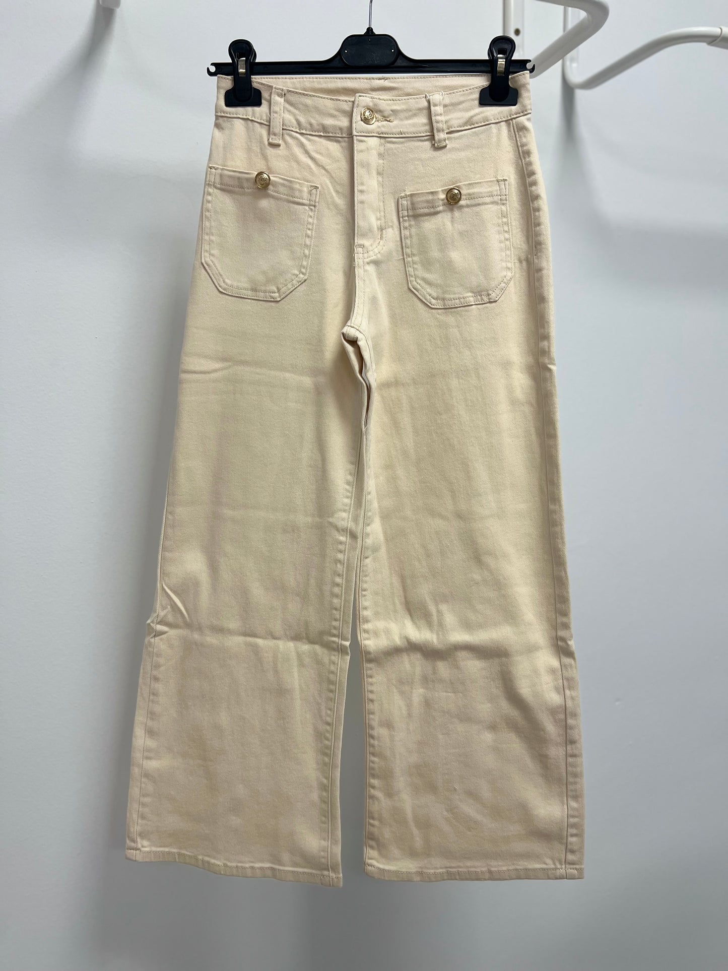 Pantalón pierna ancha beige