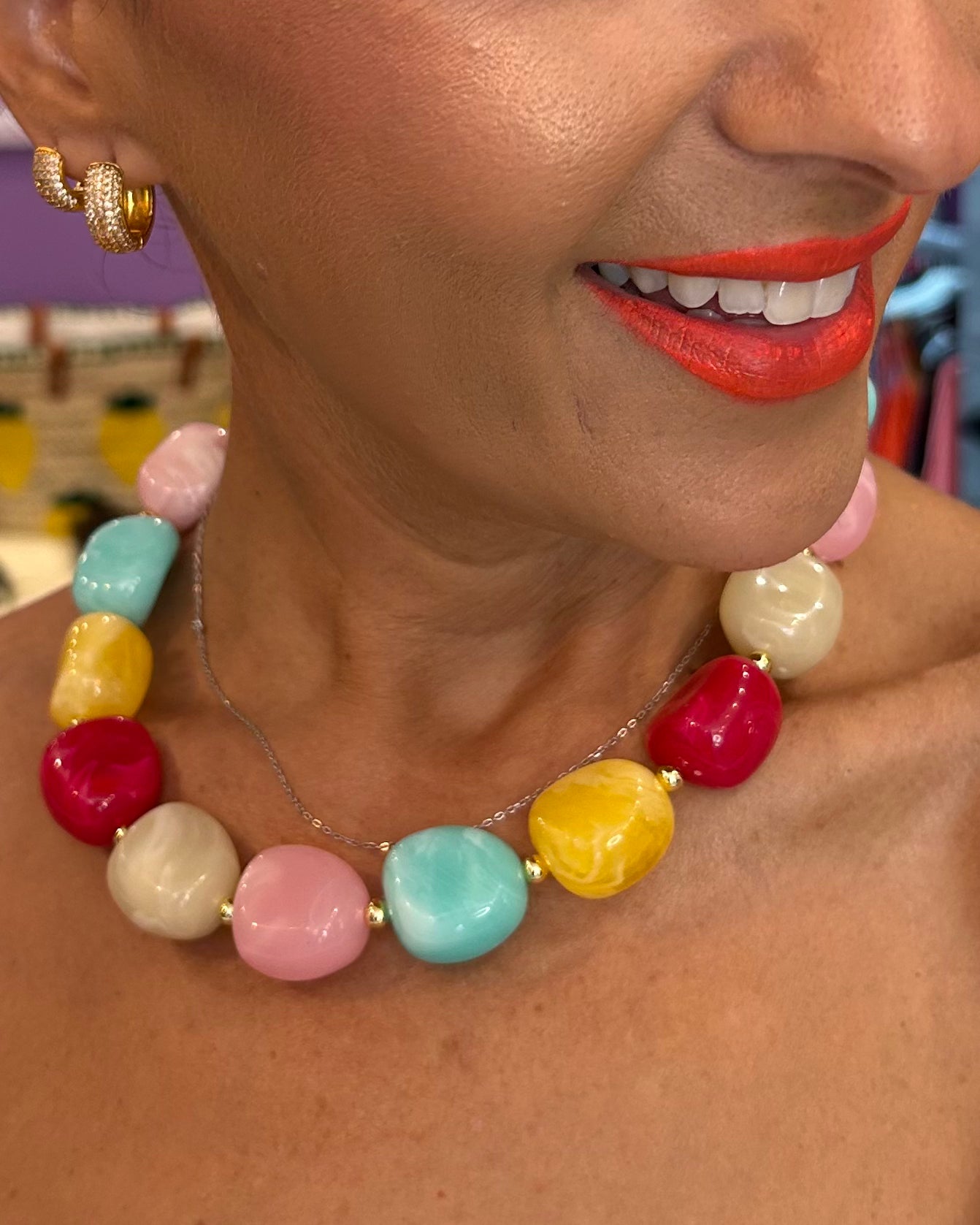 Collar bolas colores