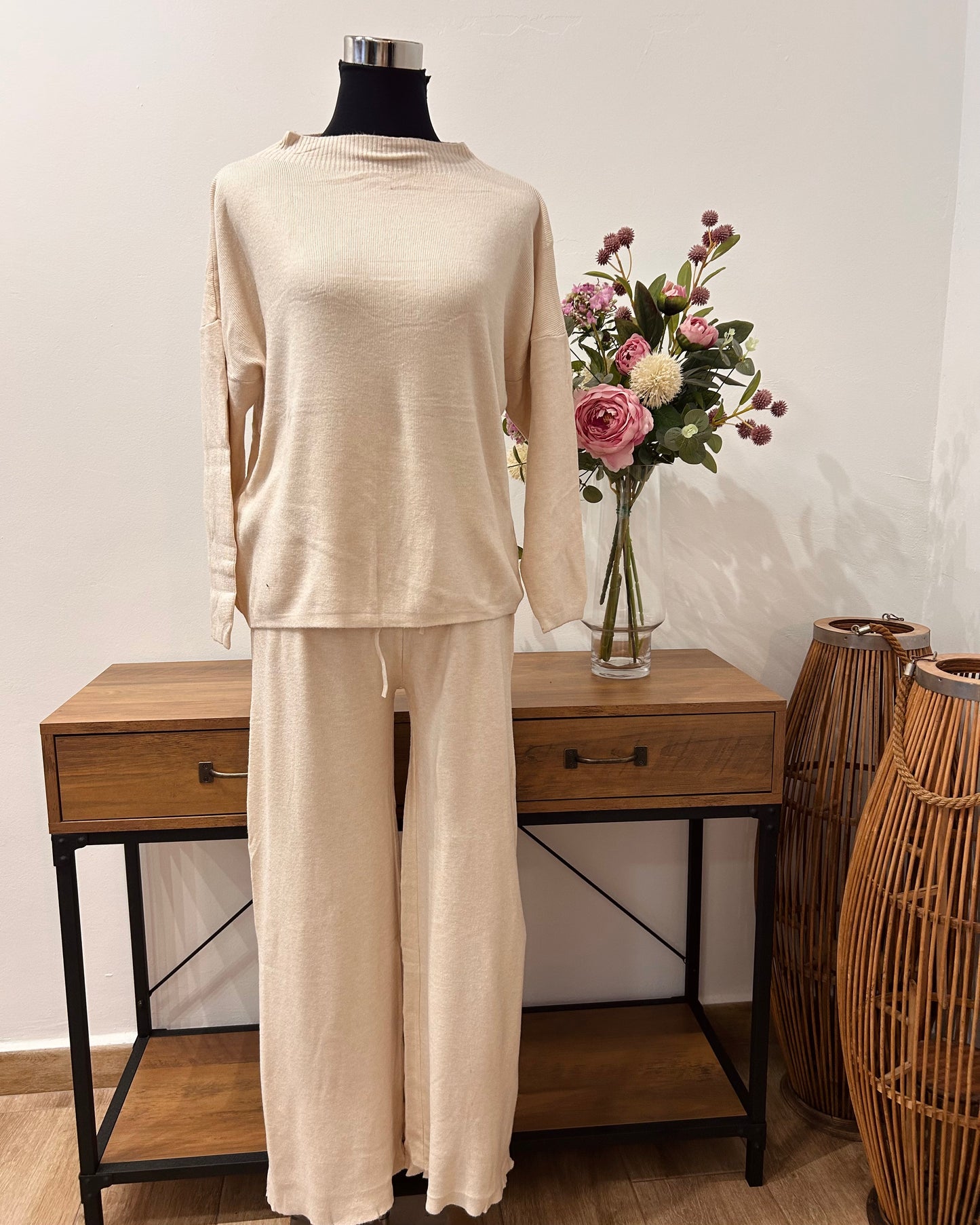 Conjunto cuello barco