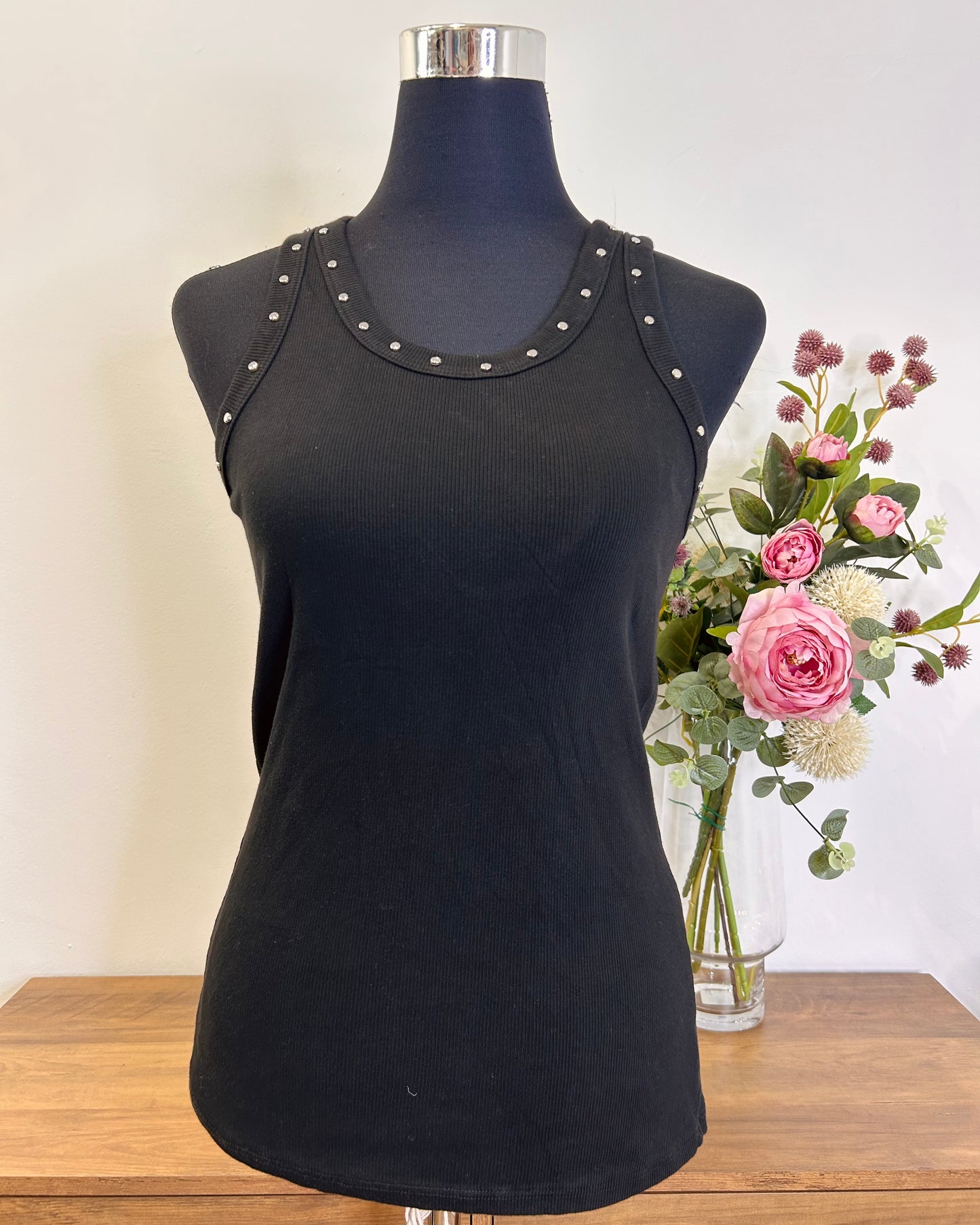 Camiseta tirantes tacha plata