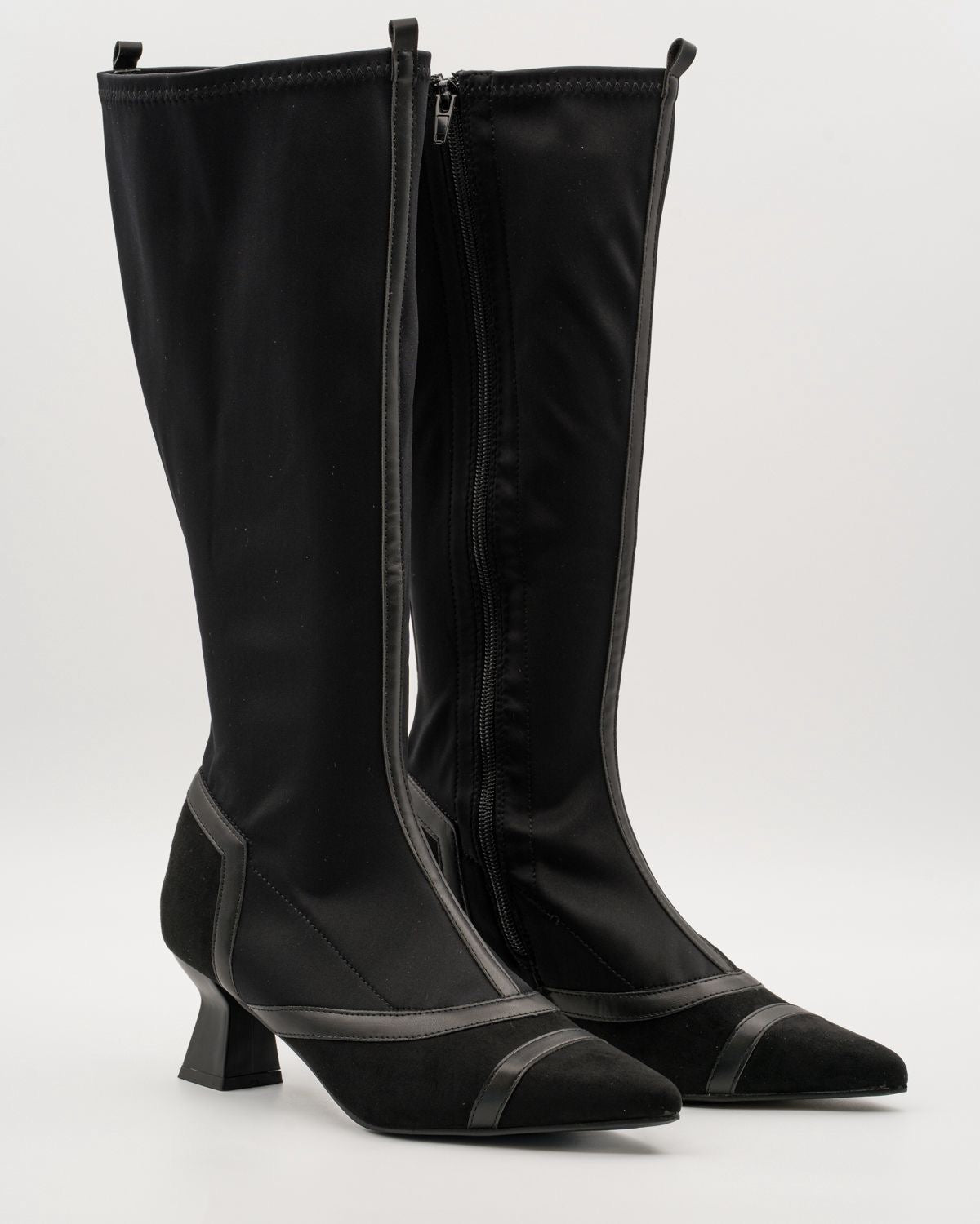 Bota alta negra