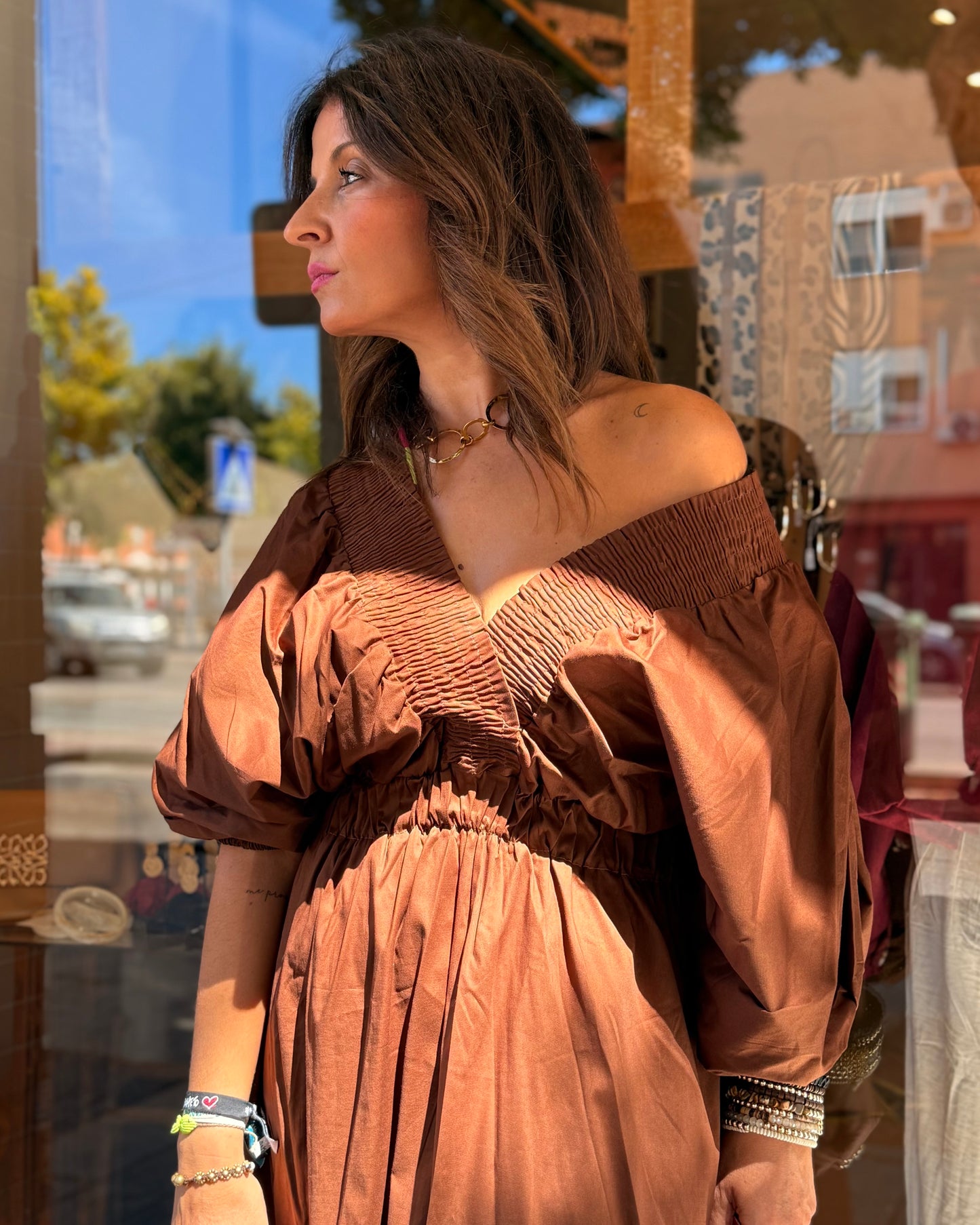 Vestido midi marrón