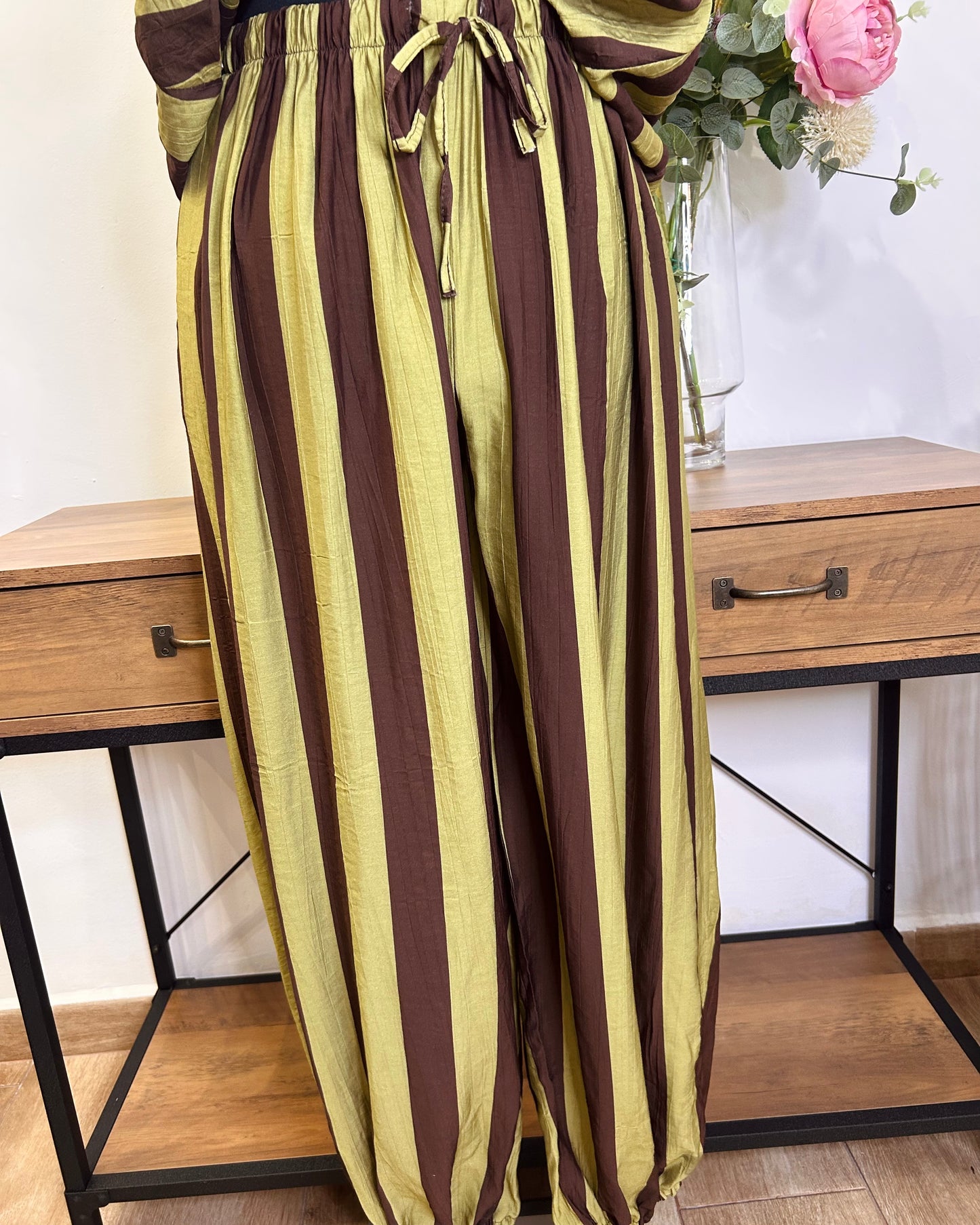Pantalón raya bombacho marrón/verde