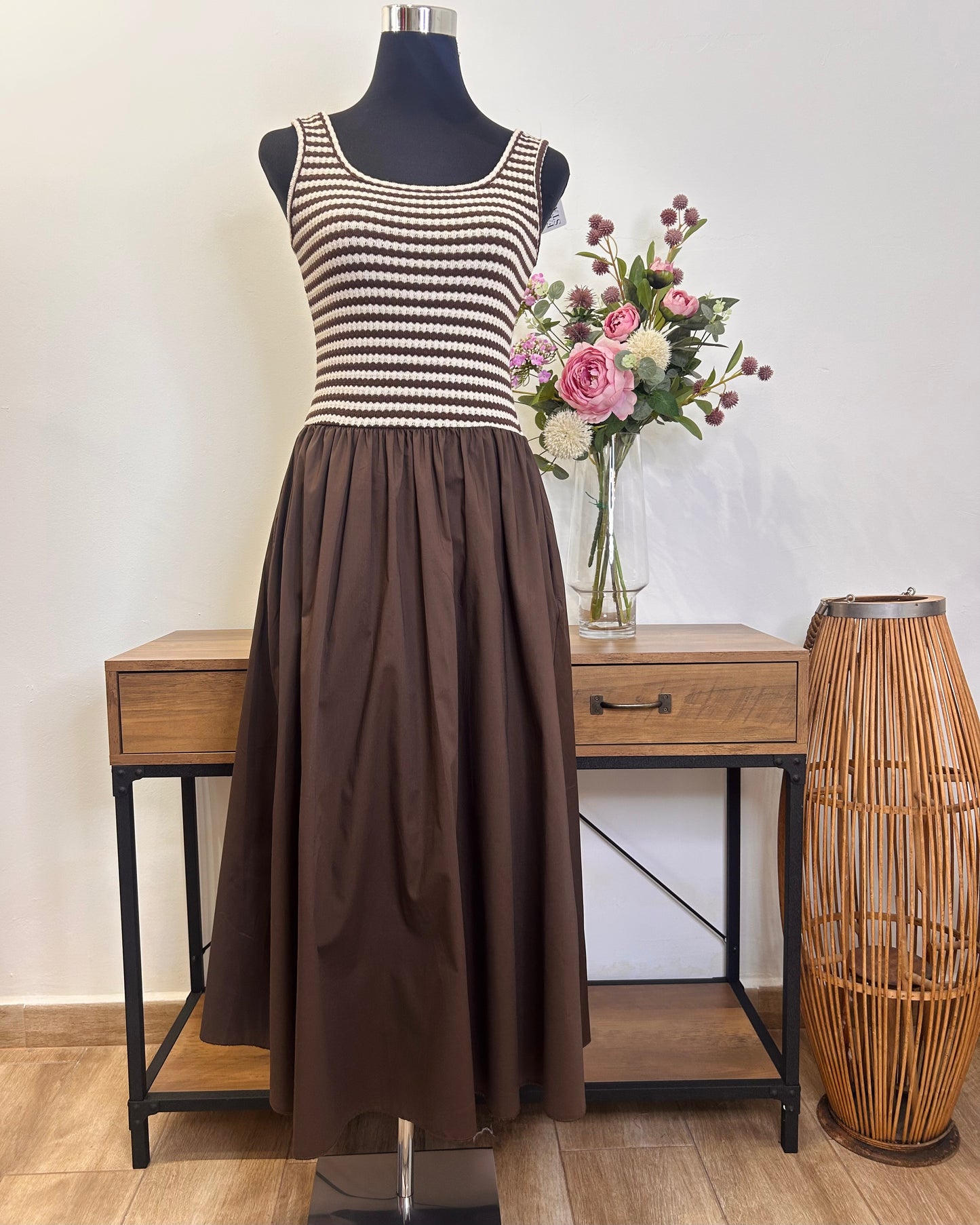 Vestido punto capa
