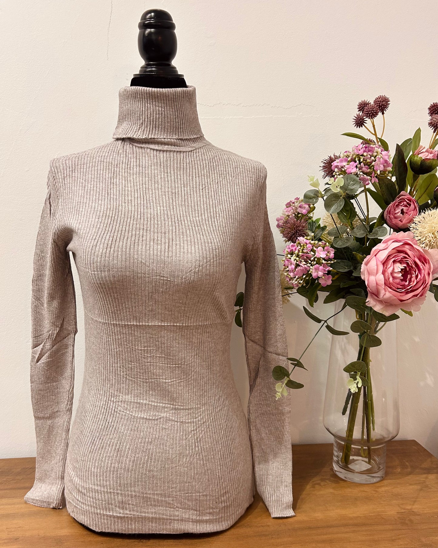 Jersey cuello vuelto canalé