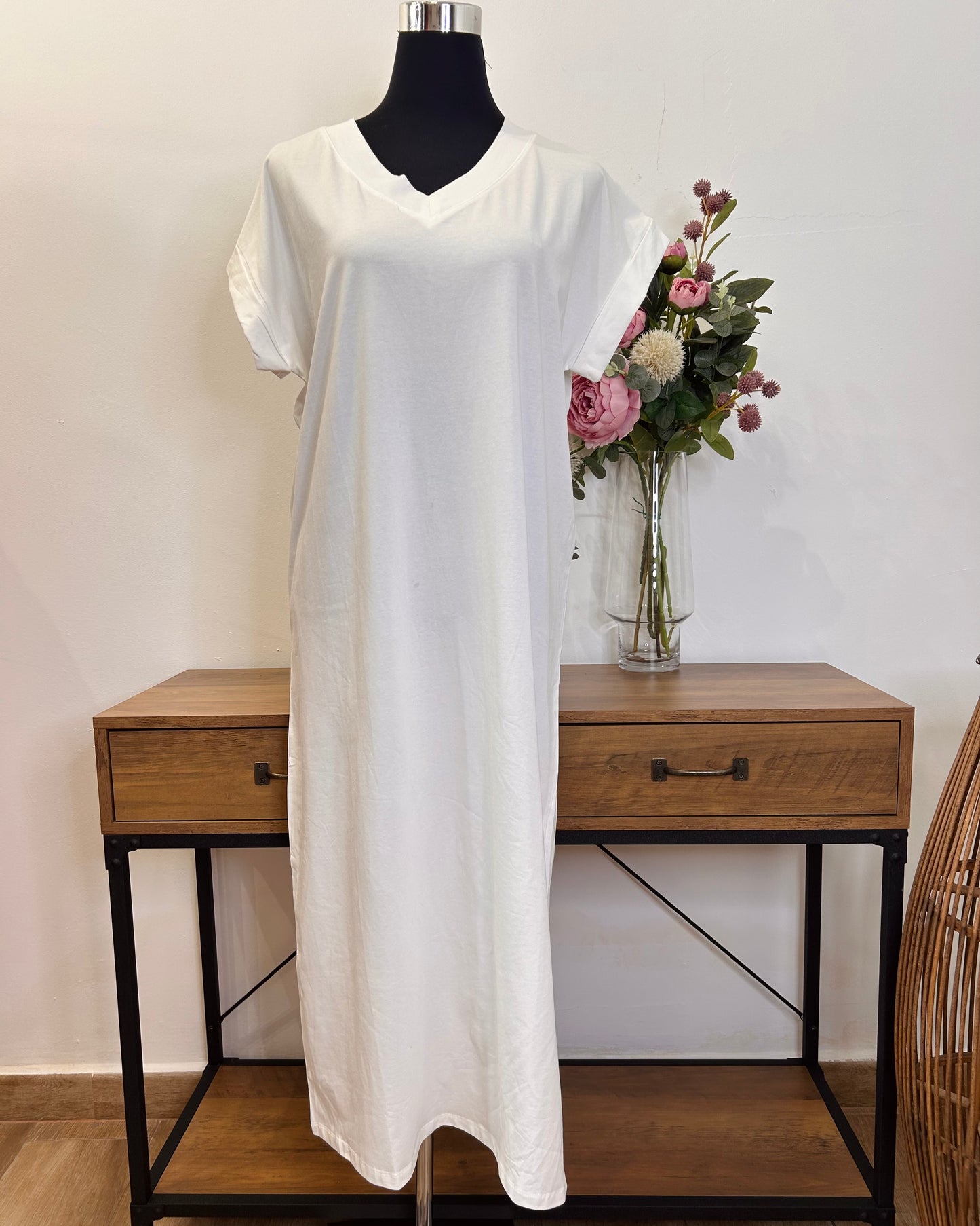 Vestido de algodón cuello pico