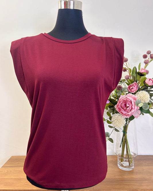 Camiseta hombreras