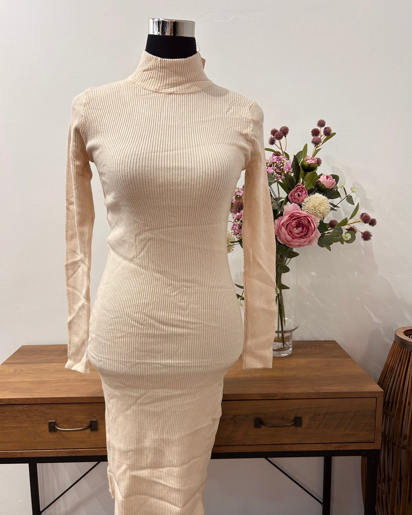 Vestido de punto canalé