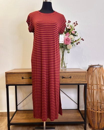 Vestido raya tachas