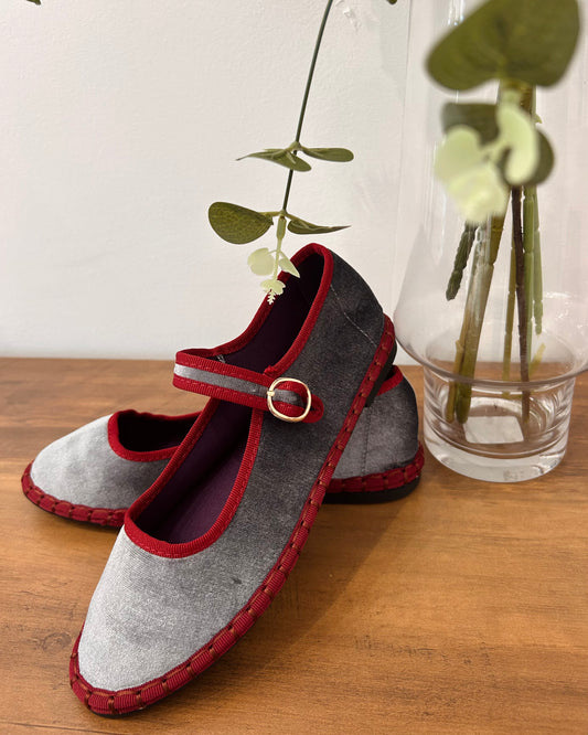 Merceditas terciopelo gris/roja