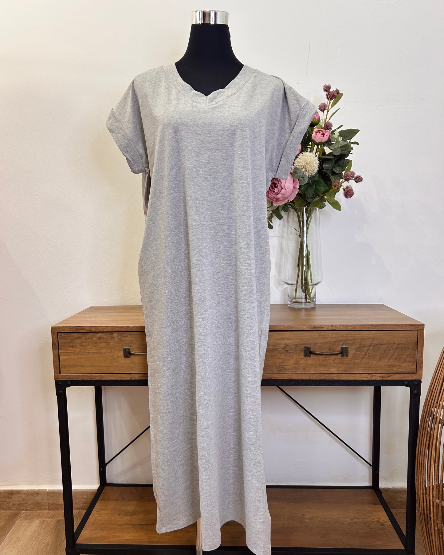 Vestido de algodón cuello pico