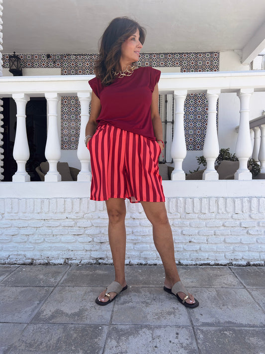 Short rayas burdeo/coral