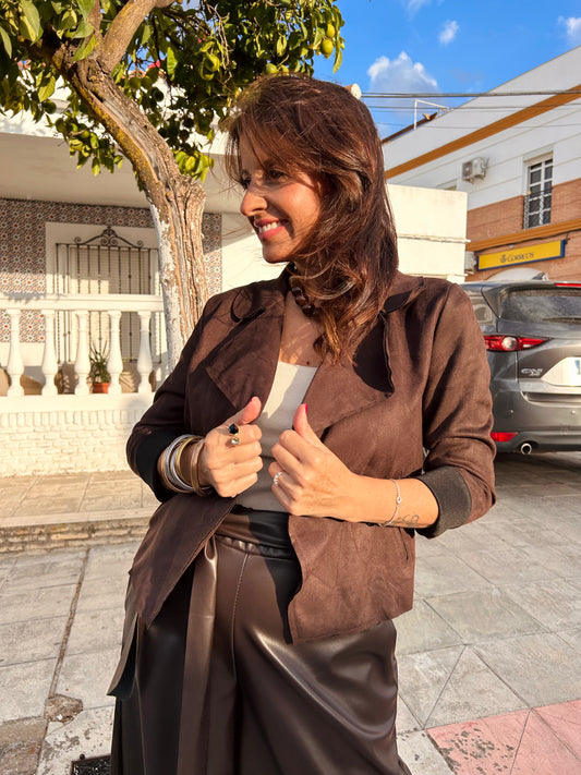 Chaqueta abierta antelina