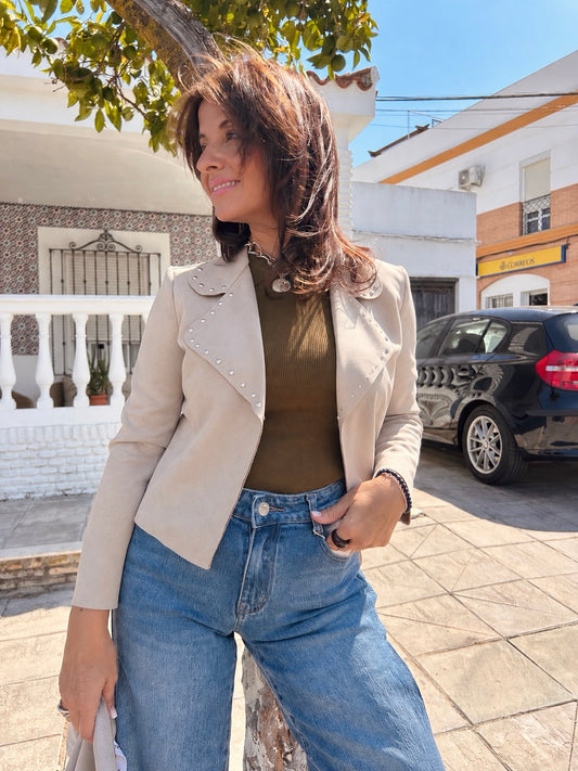 Chaqueta antelina corta