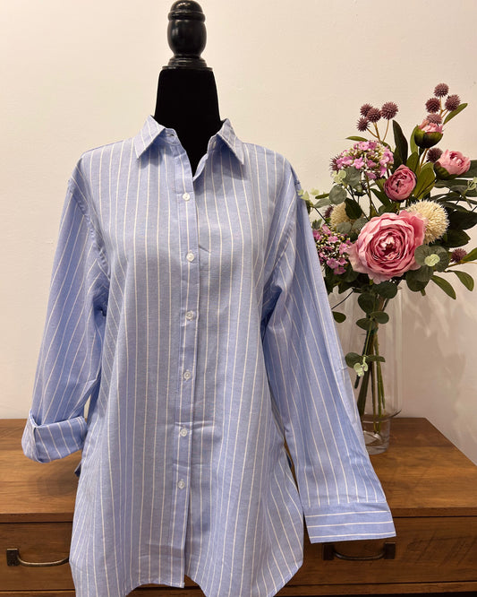 Camisa oversize celeste rayas