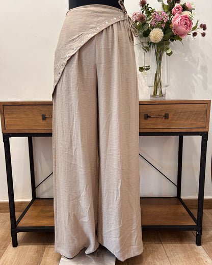 Pantalón con pañuelo
