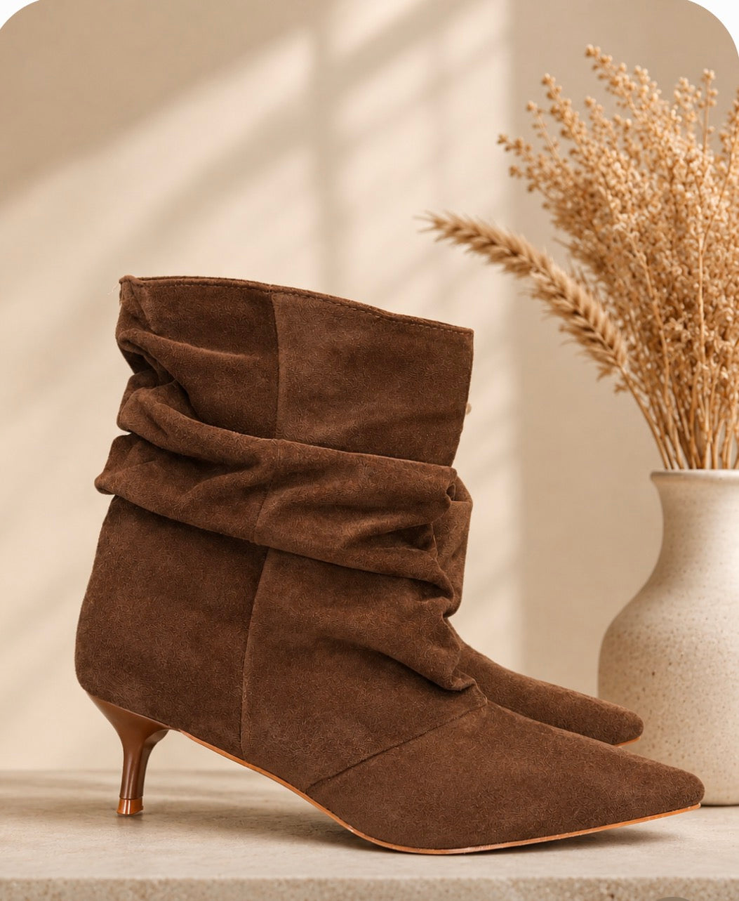 Bota antelina corta