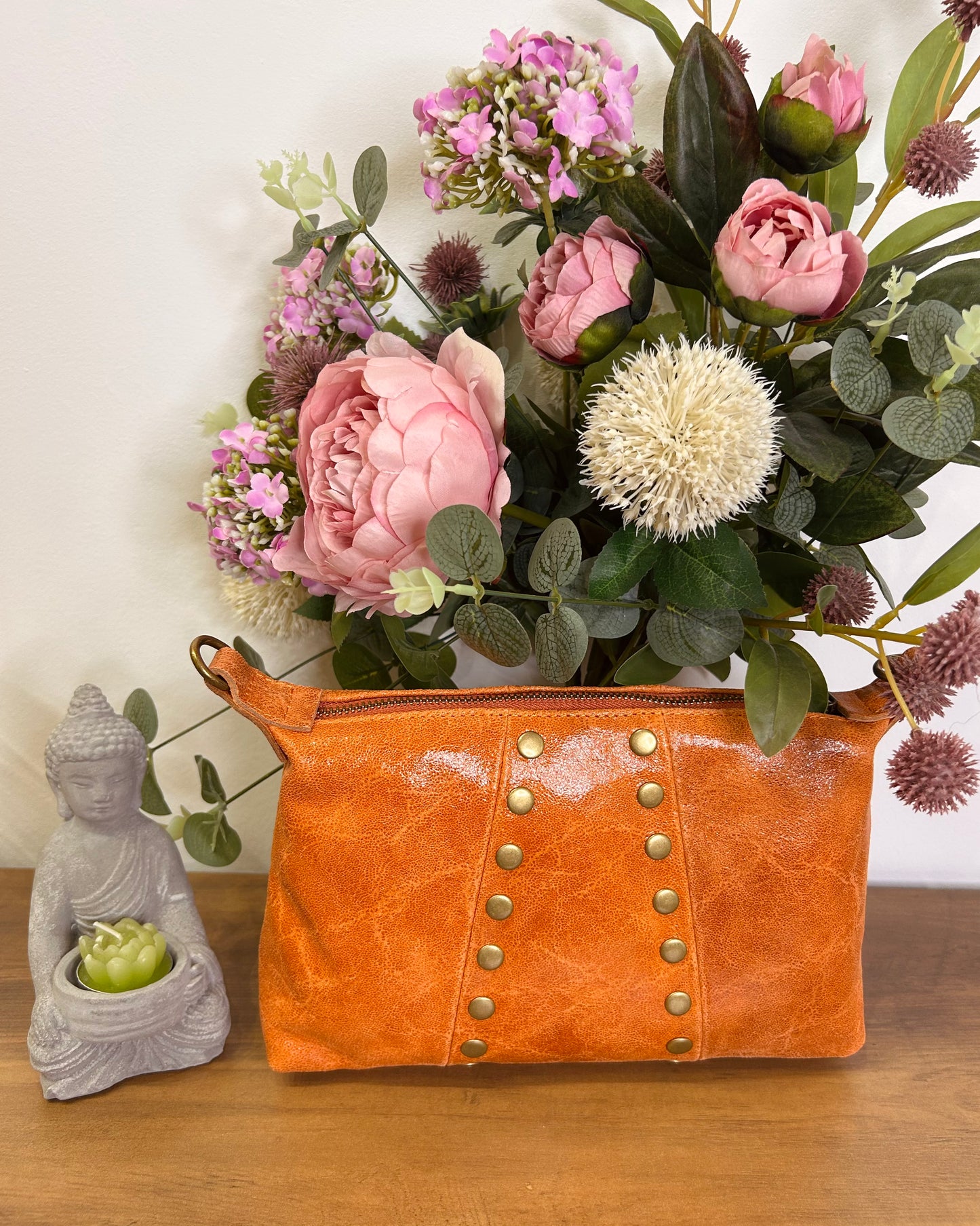 Bolso tachuelas de piel