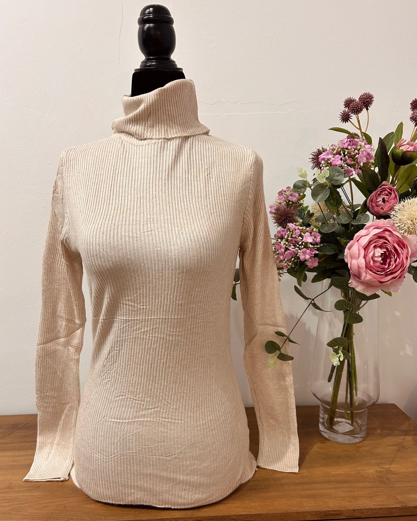 Jersey cuello vuelto canalé